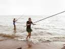 Рыбачим на озере Отрадном